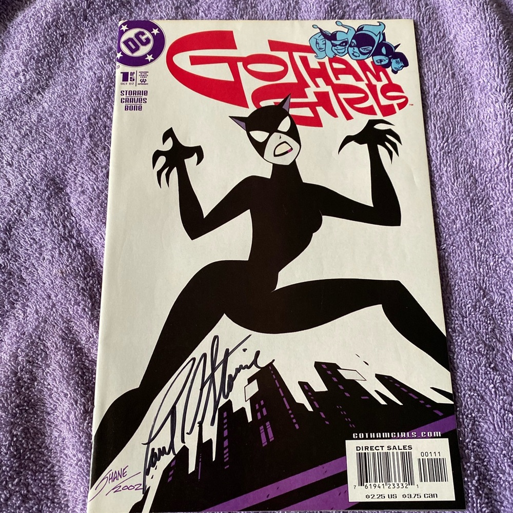 DC Gotham Girls Set 1-5 signed RARE - Picture 2 of 6